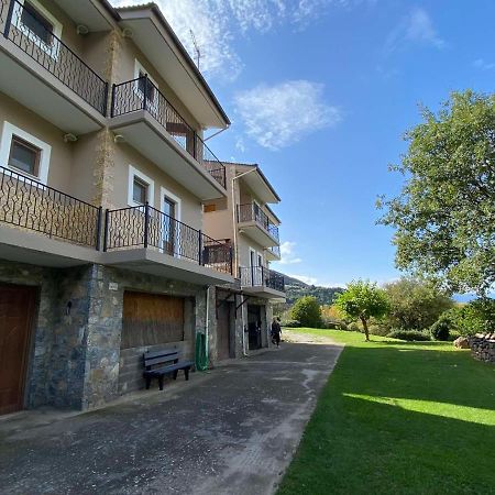Apartamento Artemis Mezonetes Kalavryta Exterior foto
