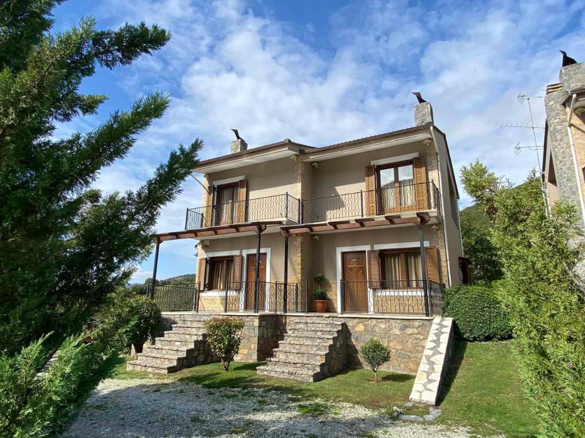 Apartamento Artemis Mezonetes Kalavryta Exterior foto