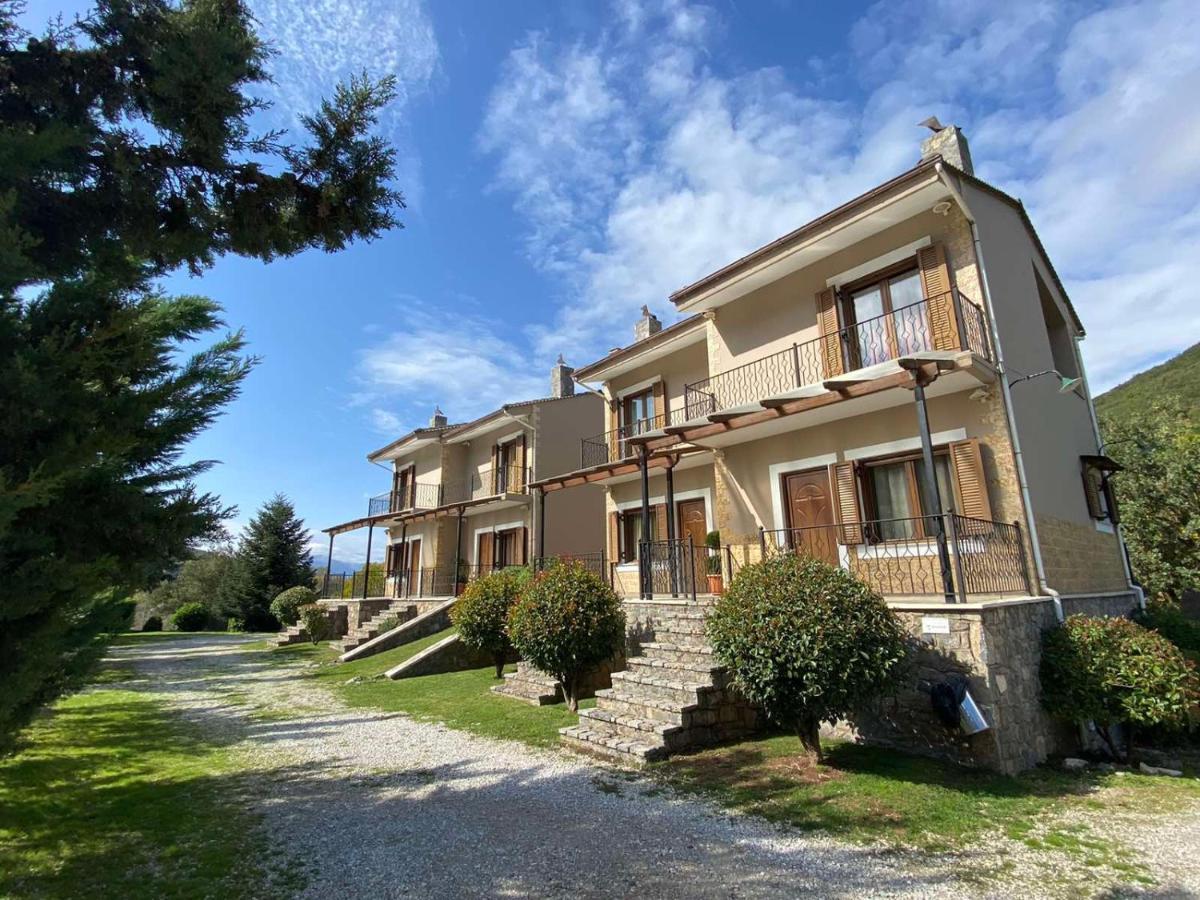 Apartamento Artemis Mezonetes Kalavryta Exterior foto